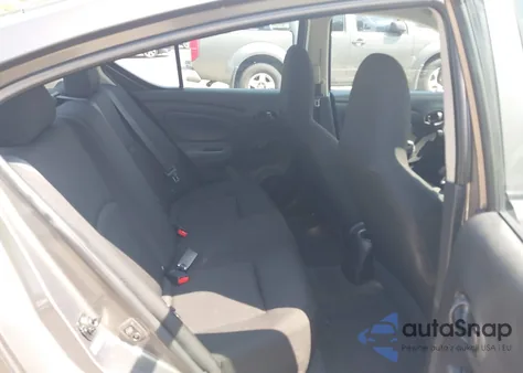 2015 Nissan Versa 1.6 S+ из США, поврежденный, VIN 3N1CN7AP2FL866770